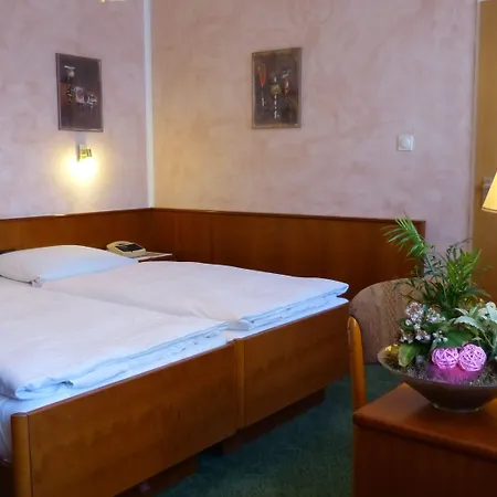 Hotel Wurms 3*