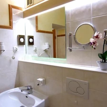 Wurms Hotel 3*